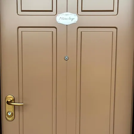 Mira Apartment