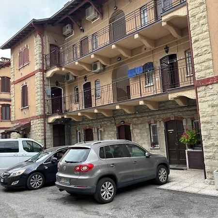 Mira Lecco