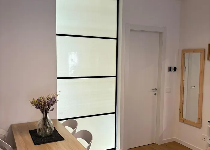 Mira Апартаменты *