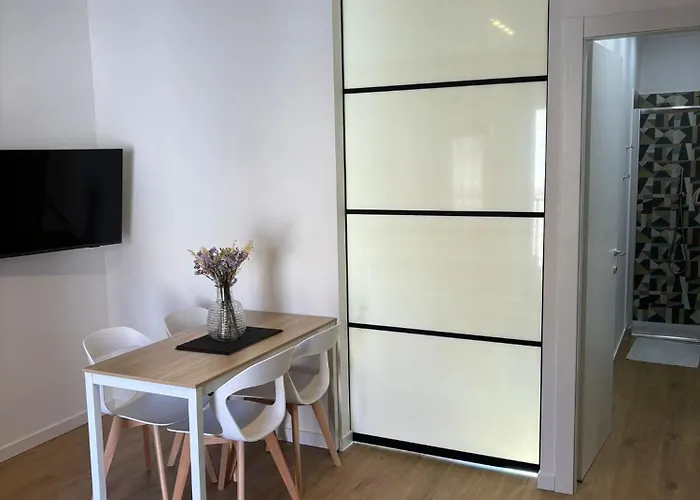 Mira Апартаменты Лекко